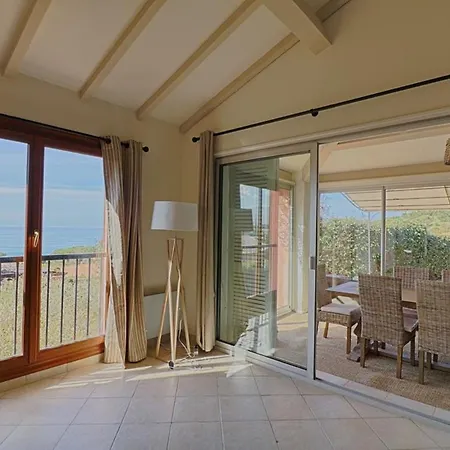 Porticcio-très Belle Dans Une Résidence Avec Piscine V-les Couchants Porticcio (Corsica)